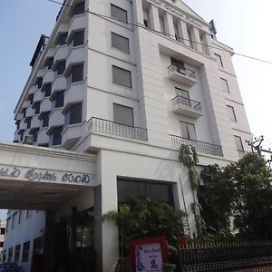 Hotel Grand Palace